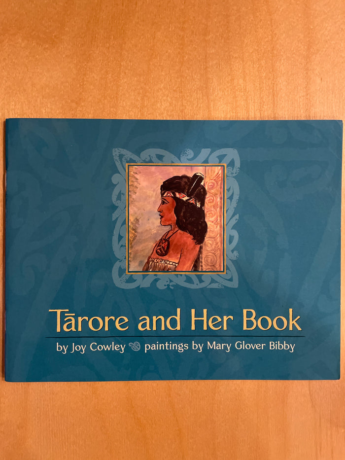 Tārore and Her Book - Joy Cowley, paintings by Mary Glover Bibby