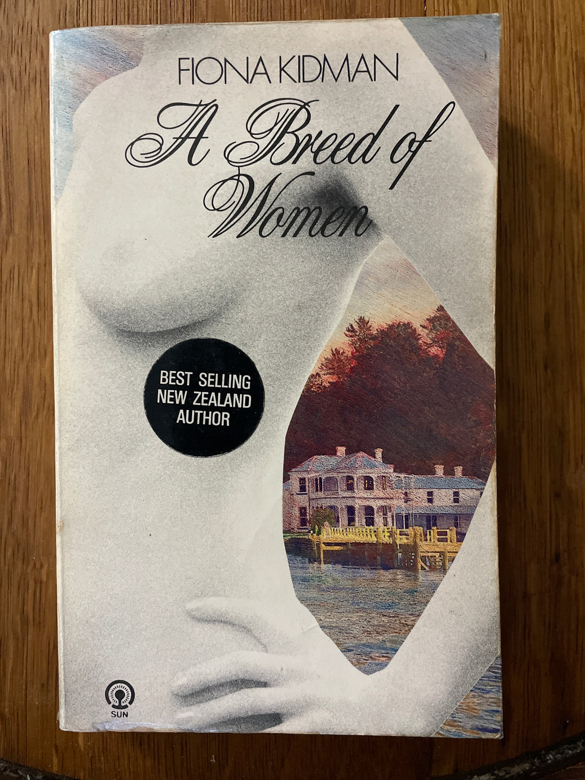 A Breed of Women - Fiona Kidman