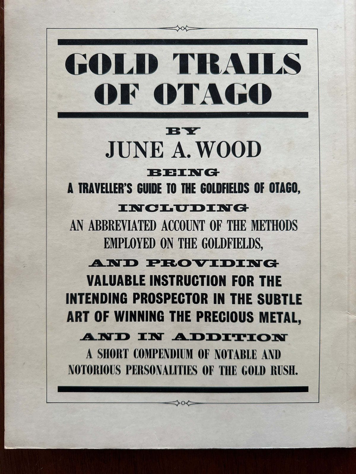 Gold Trails of Otago - June A. Wood