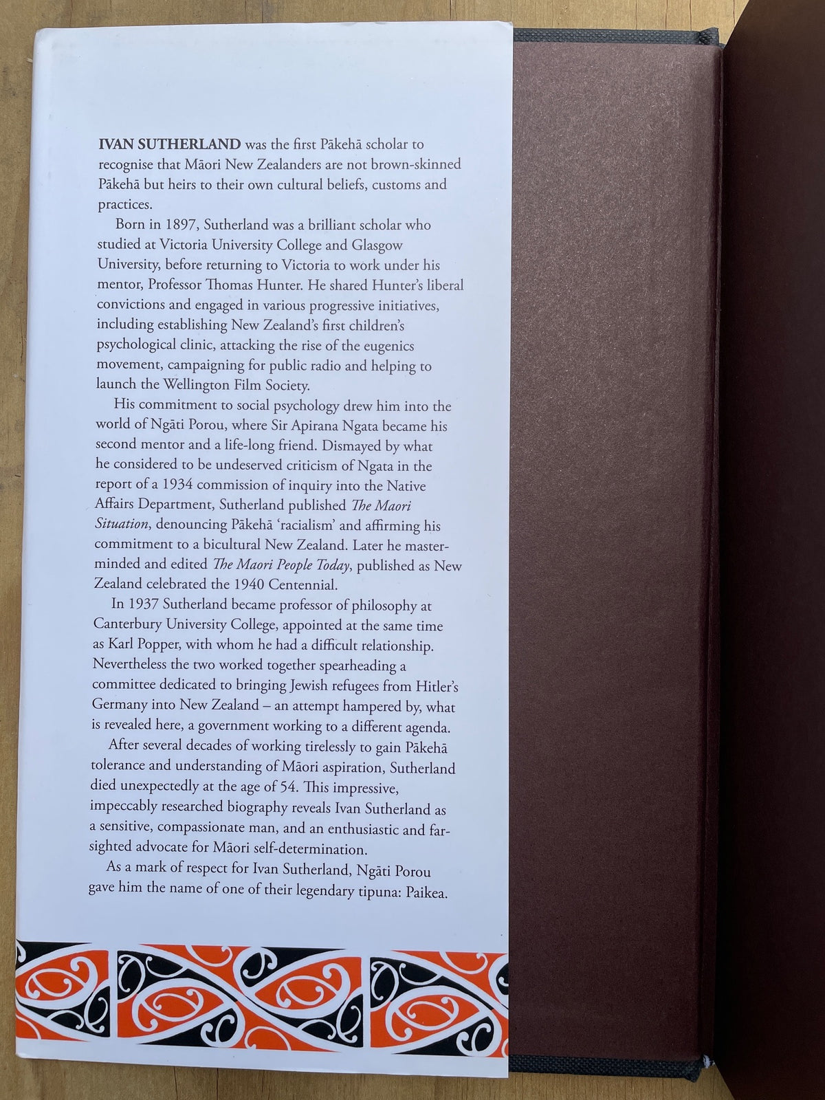 Paikea: The Life of I. L. G. Sutherland - Oliver Sutherland