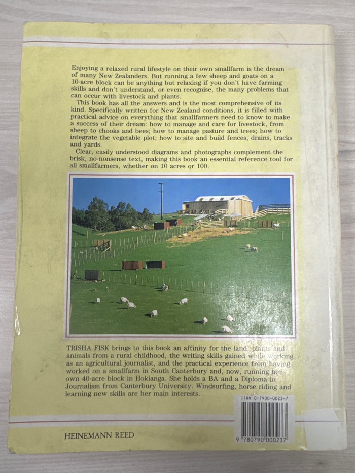 Practical Smallfarming in New Zealand - Trisha Fisk