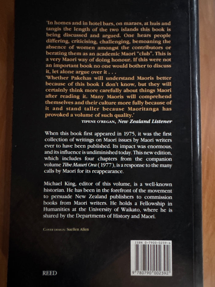Te Ao Hurihuri: aspects of Maoritanga - Michael King (Ed) - 1992 edition